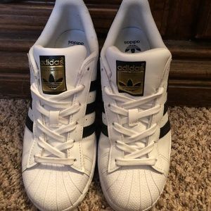 BARELY WORN Adidas ⚜️🖤